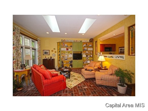1620 Illini Road Springfield, IL 62704 - Photo 8 of 24