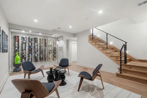 $5,695,000 | 21 White Oak Road, Newton, MA 02468