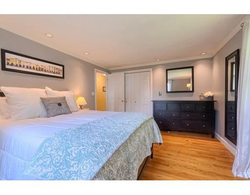 59 Queensland Road Billerica, MA 01862 - Photo 12 of 30 Gallery Image 12