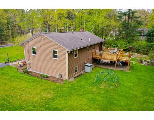 59 Queensland Road Billerica, MA 01862 - Photo 2 of 30 Gallery Image 2