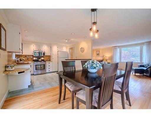 59 Queensland Road Billerica, MA 01862 - Photo 6 of 30 Gallery Image 6