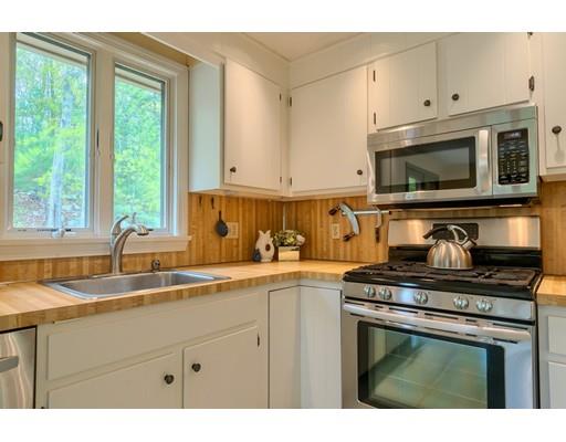 59 Queensland Road Billerica, MA 01862 - Photo 8 of 30 Gallery Image 8