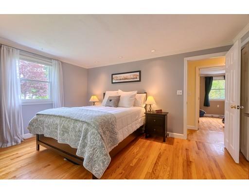 59 Queensland Road Billerica, MA 01862 - Photo 10 of 30 Gallery Image 10