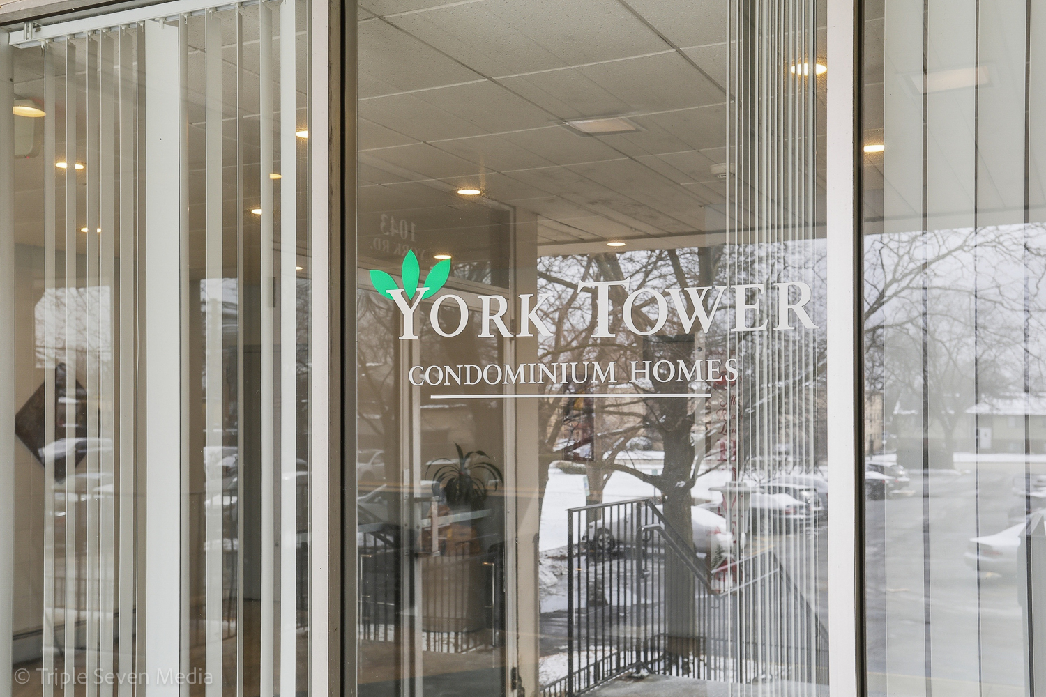 1043 South York Road, Unit 402 Bensenville, IL 60106 - Photo 20 of 23