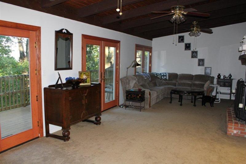6270 Smokey Ridge Road Roanoke, VA 24018 - Photo 4 of 48 LivingRoom