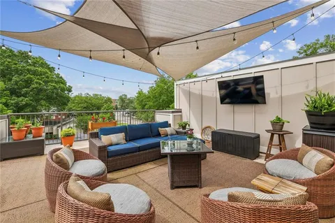 $599,000 | 307 Canton Way, Roswell, GA 30075