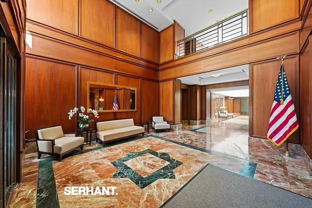 $599,000 | 2 South End Avenue, Unit 6J | Battery Park City