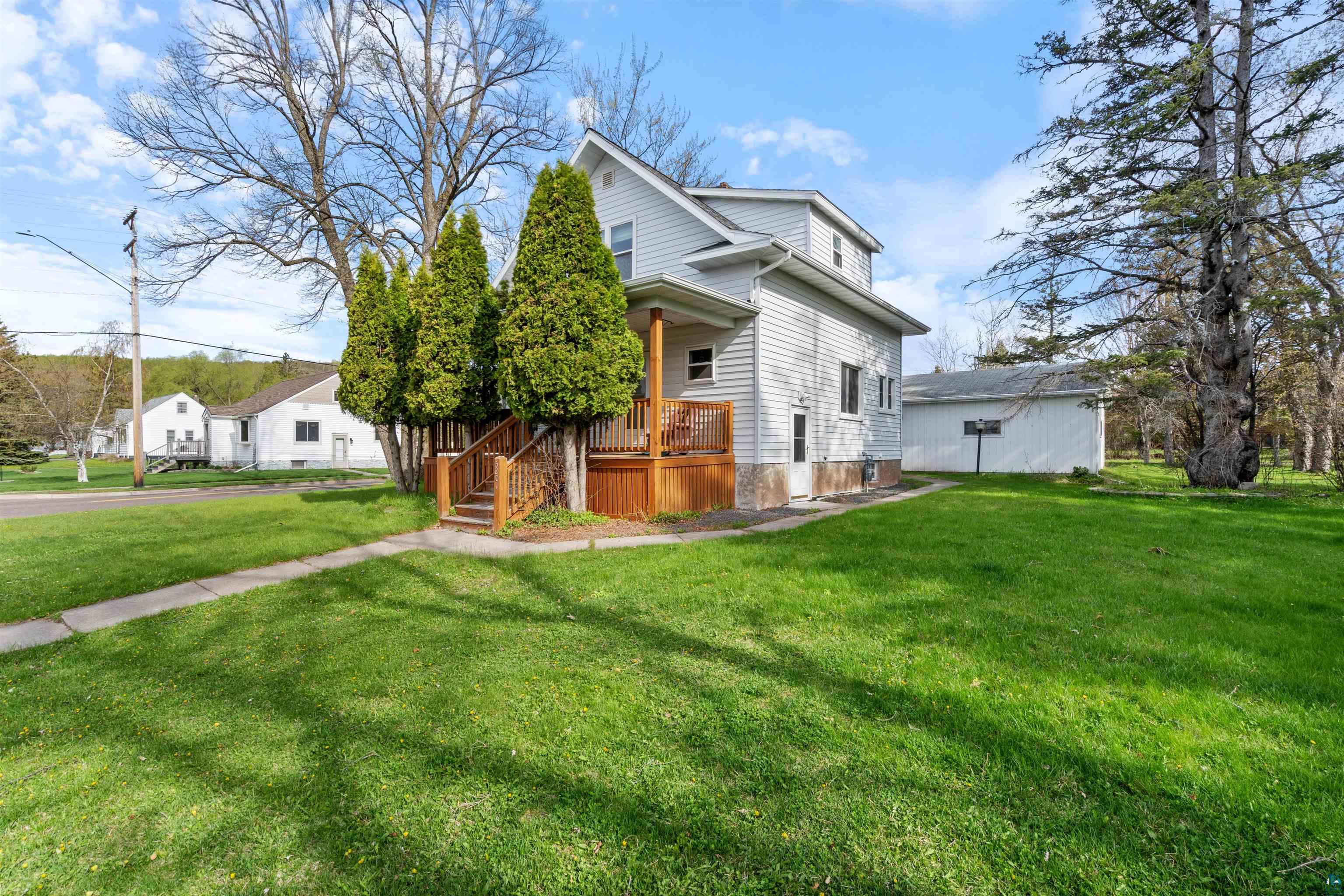 5201 Ivanhoe Street Duluth, MN 55804 - Photo 2 of 21