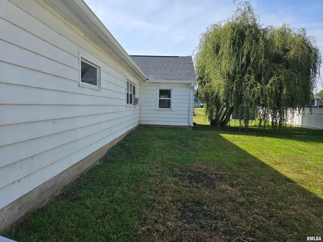 $89,900 | 306 8th Avenue South, Albany, IL 61230