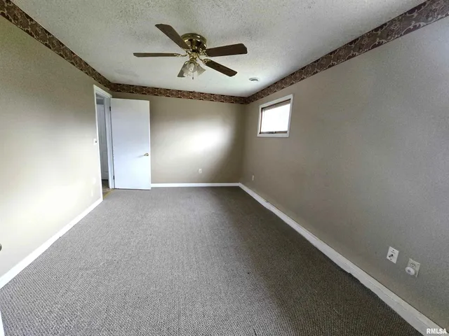 $89,900 | 306 8th Avenue South, Albany, IL 61230