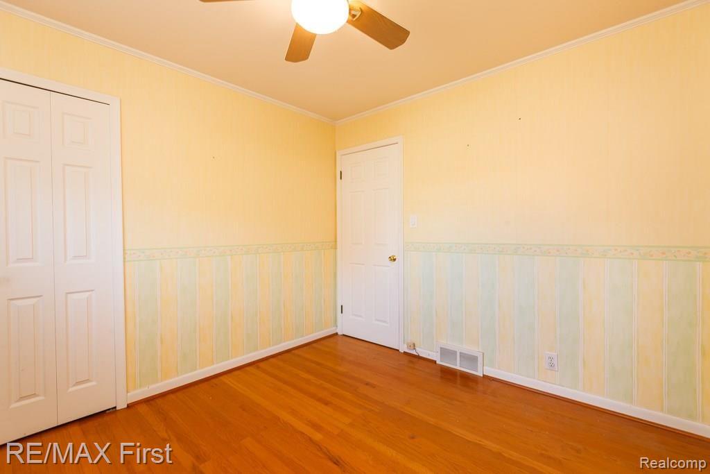 27592 Jean Road Warren, MI 48093 - Photo 17 of 23 27592 Jean-17.jpg