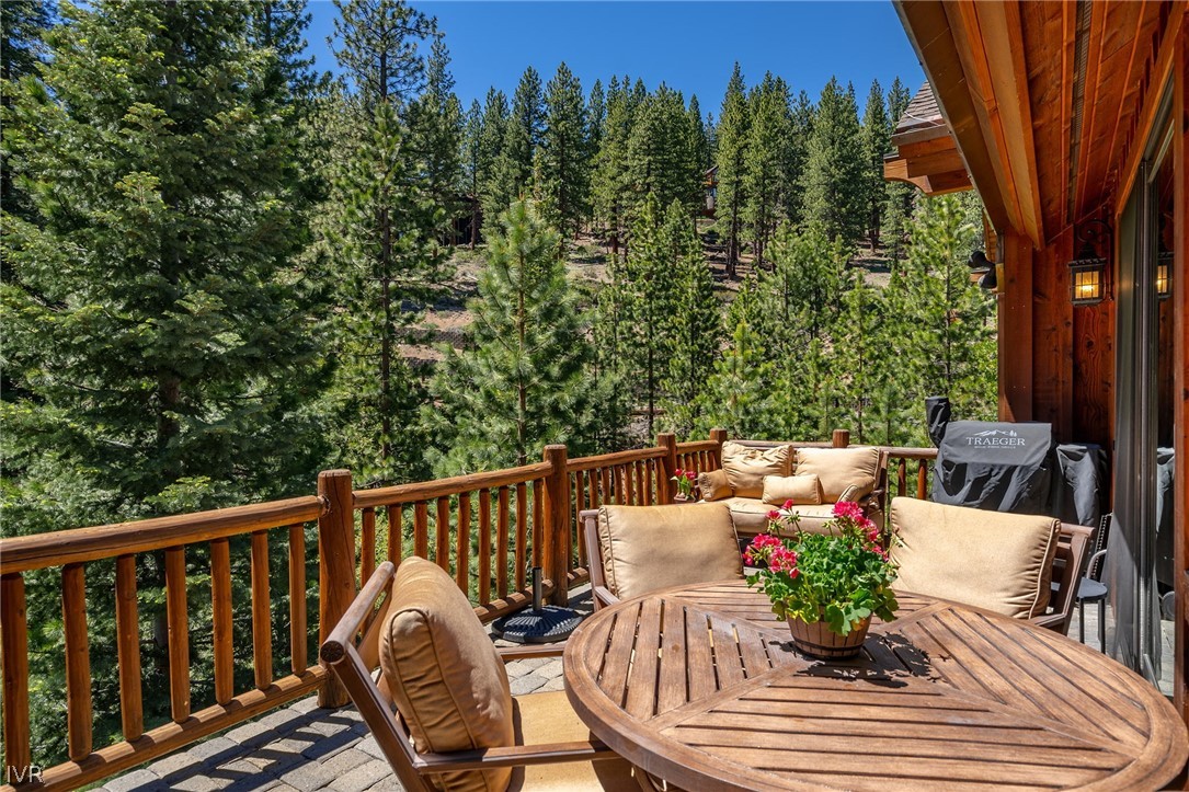 623 Tyner Way Incline Village, NV 89451 - Photo 17 of 35 a view of a chairs and tables in the balcony