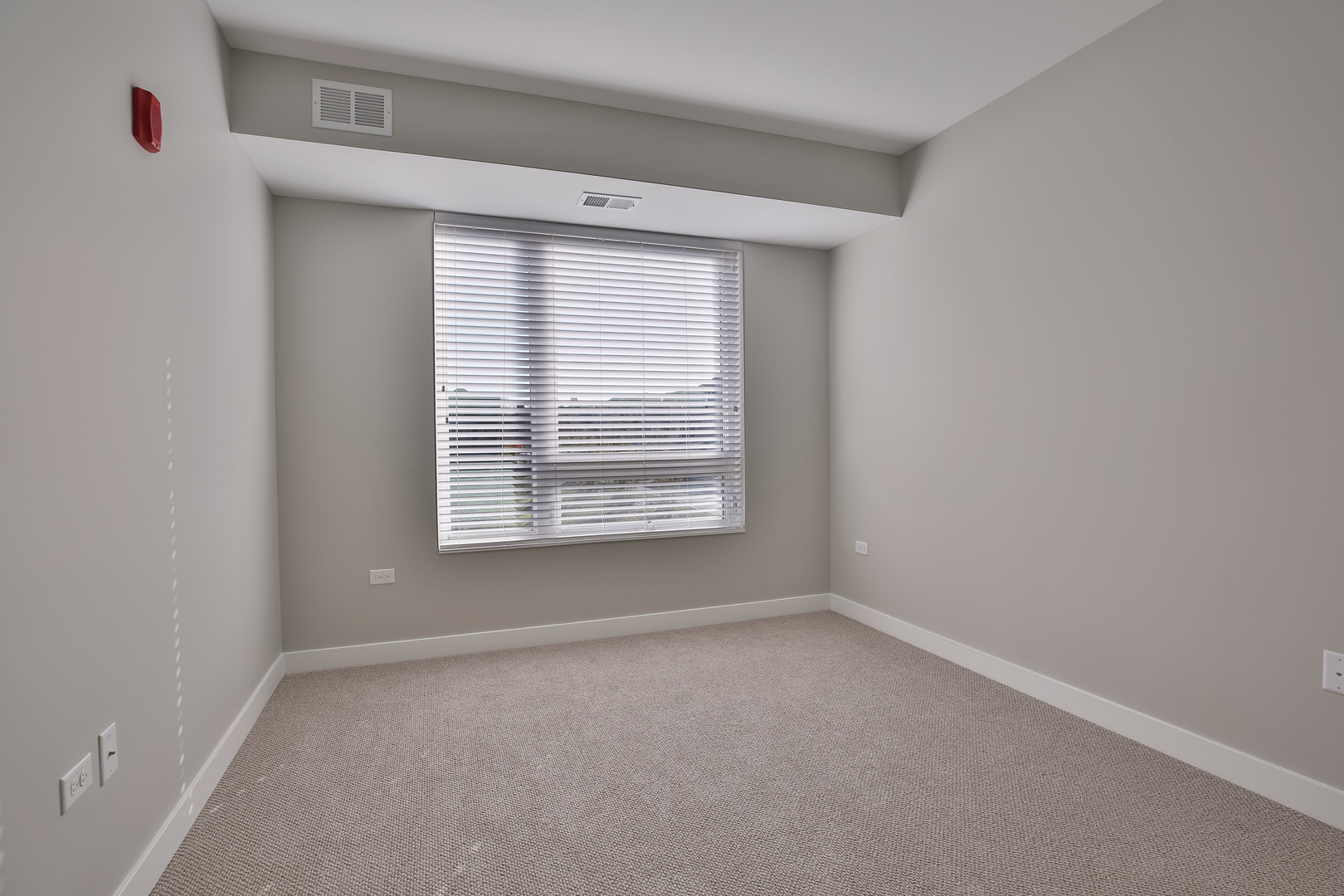 205 West Touhy Avenue, Unit 247 Park Ridge, IL 60068 - Photo 18 of 31