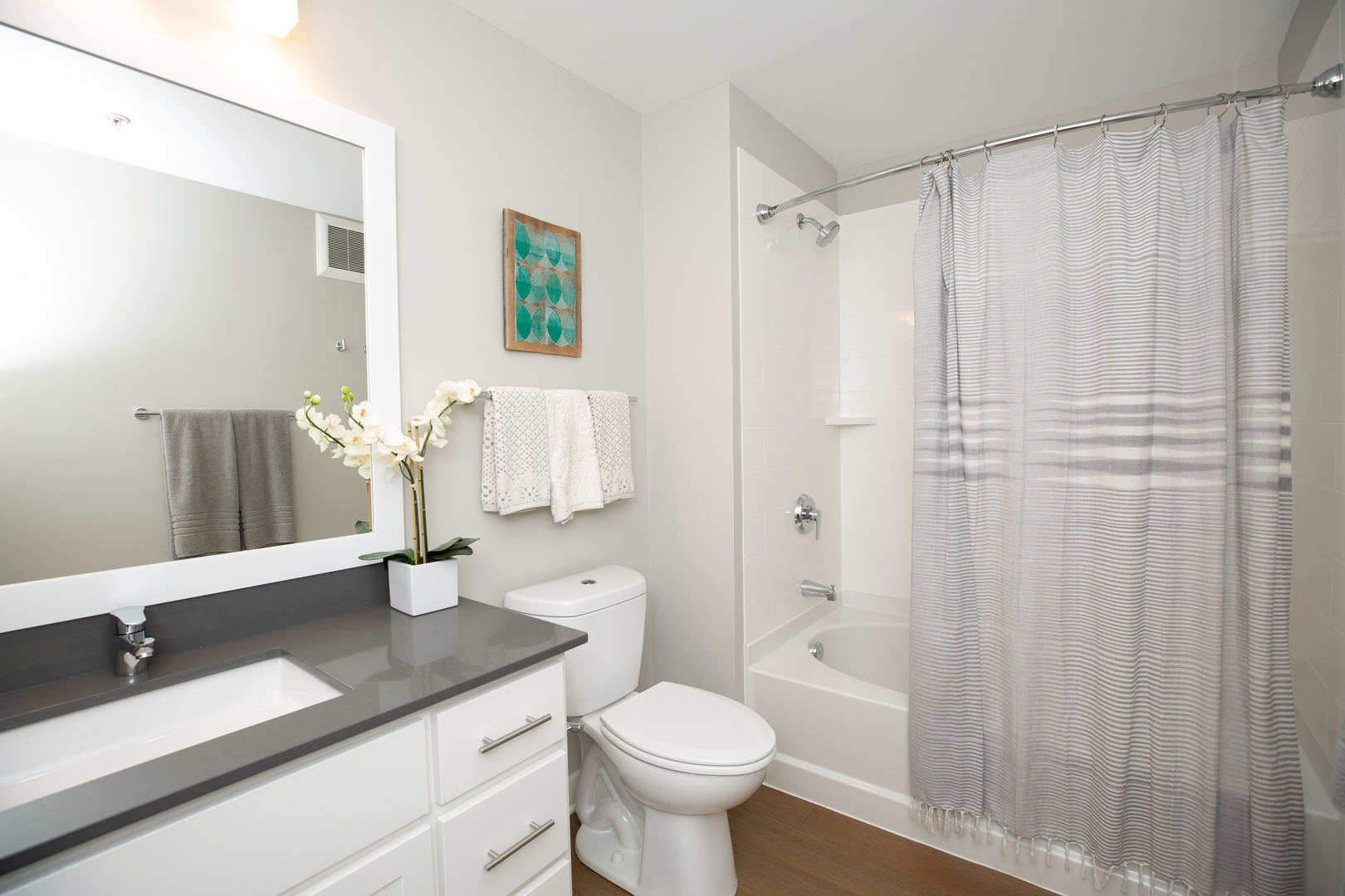 205 West Touhy Avenue, Unit 247 Park Ridge, IL 60068 - Photo 19 of 31