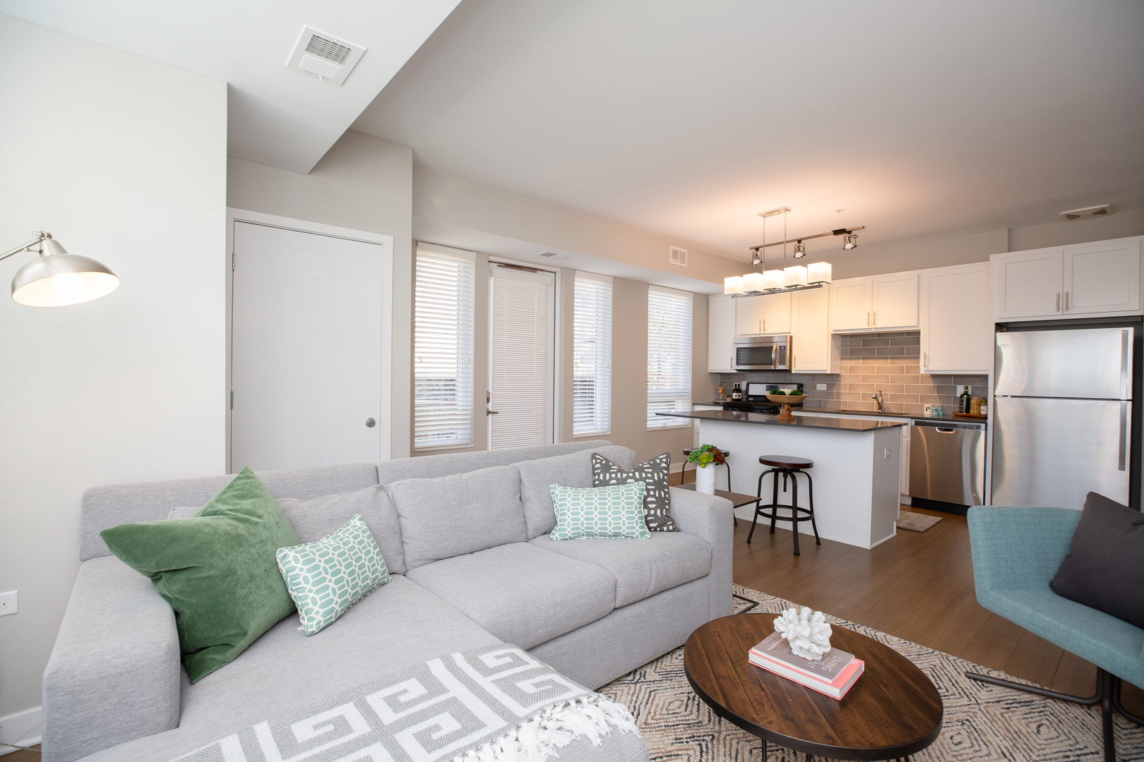 205 West Touhy Avenue, Unit 247 Park Ridge, IL 60068 - Photo 5 of 31