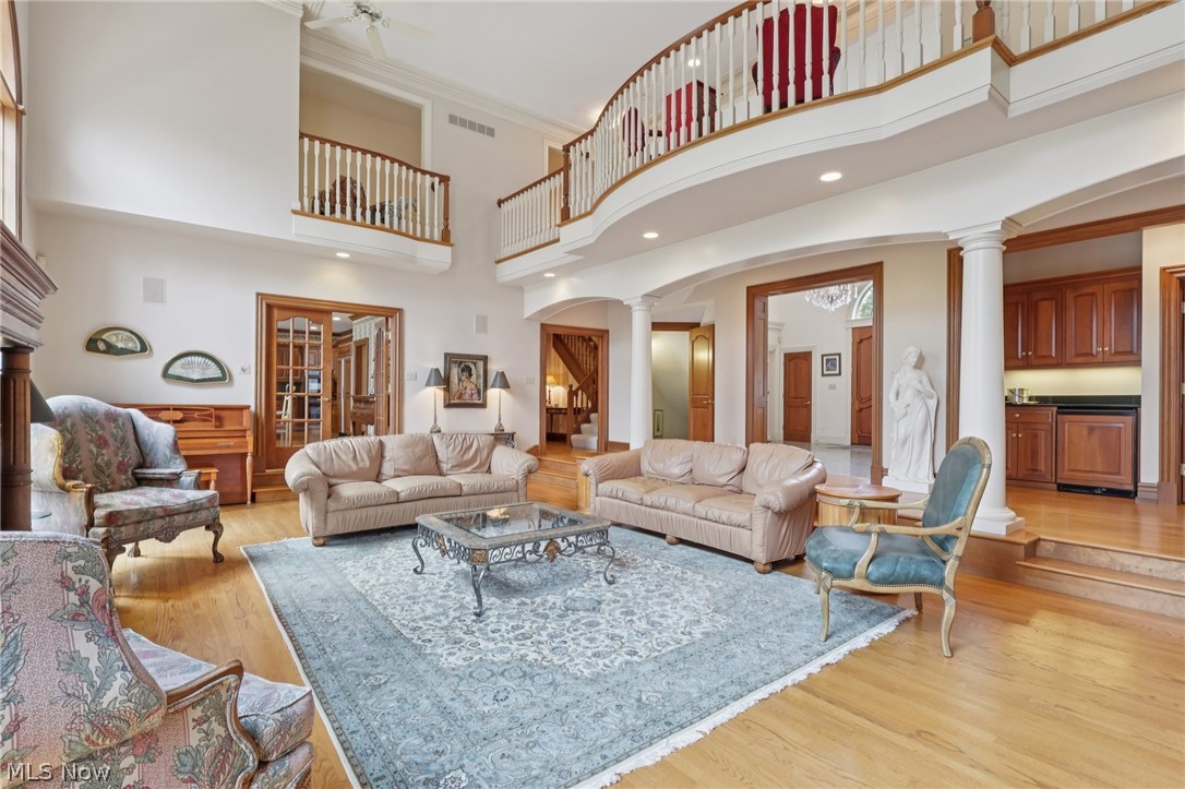 2850 Roundhill Road Akron, OH 44333 - Photo 6 of 47