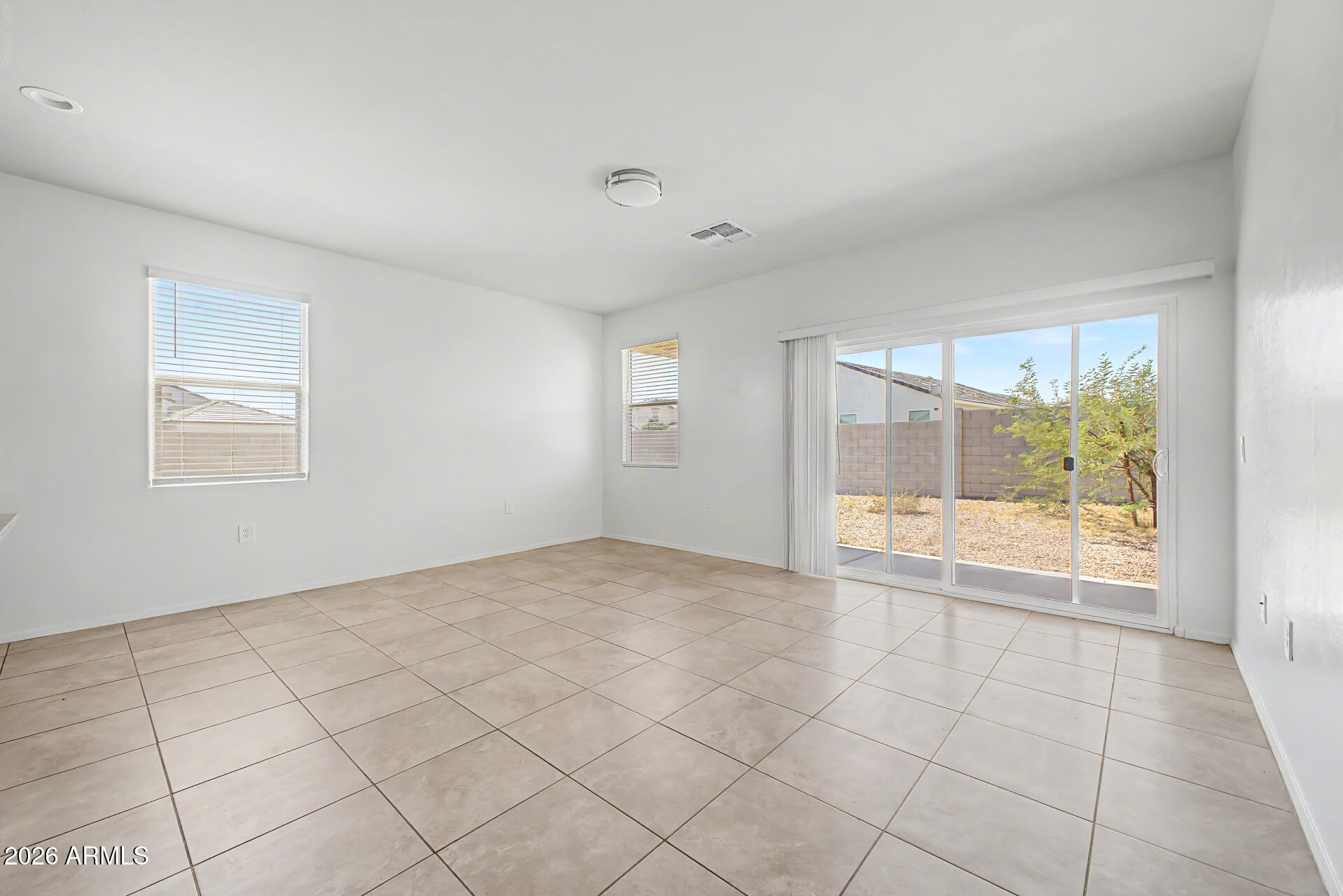 1896 West Central Avenue Coolidge, AZ 85128 - Photo 3 of 27 7 - Central