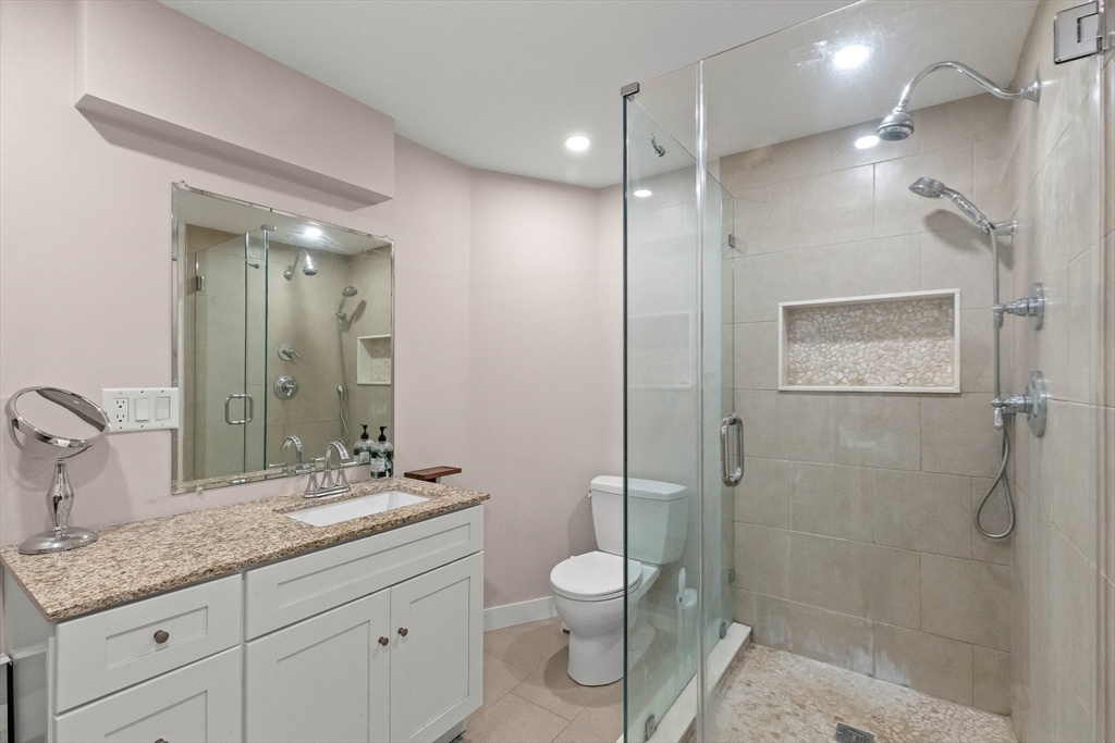 35 Beach Road Gloucester, MA 01930 - Photo 20 of 42