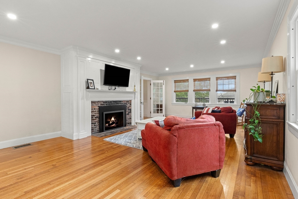 35 Beach Road Gloucester, MA 01930 - Photo 30 of 42