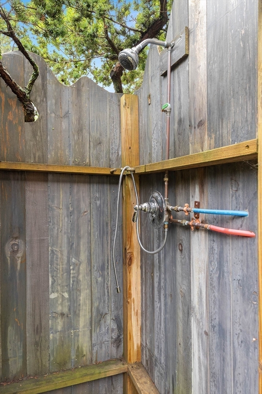 35 Beach Road Gloucester, MA 01930 - Photo 38 of 42