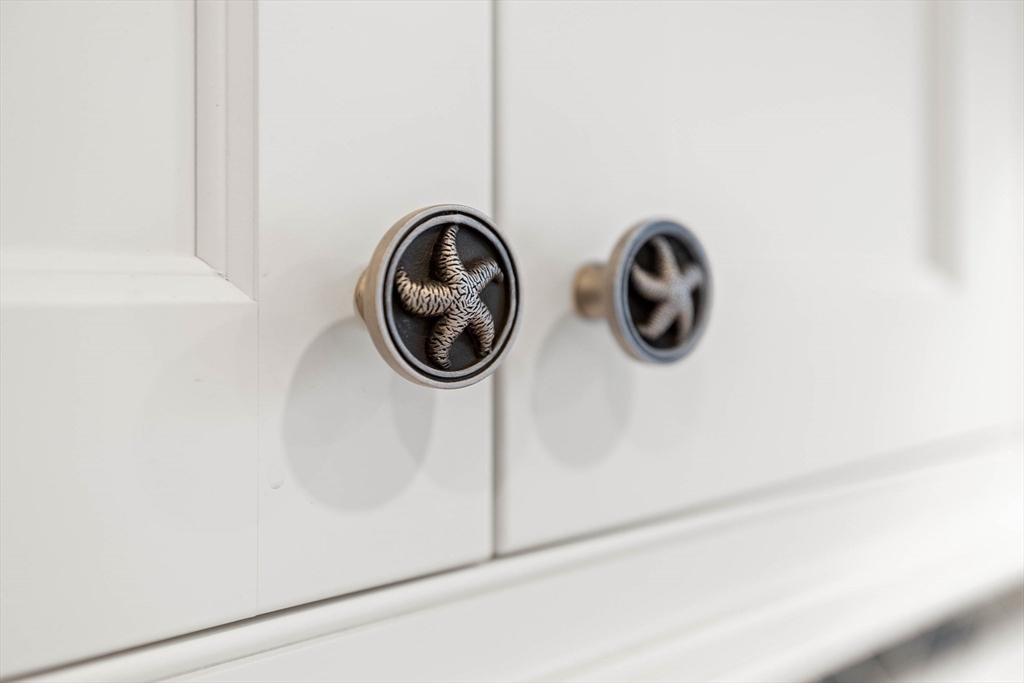 35 Beach Road Gloucester, MA 01930 - Photo 8 of 42