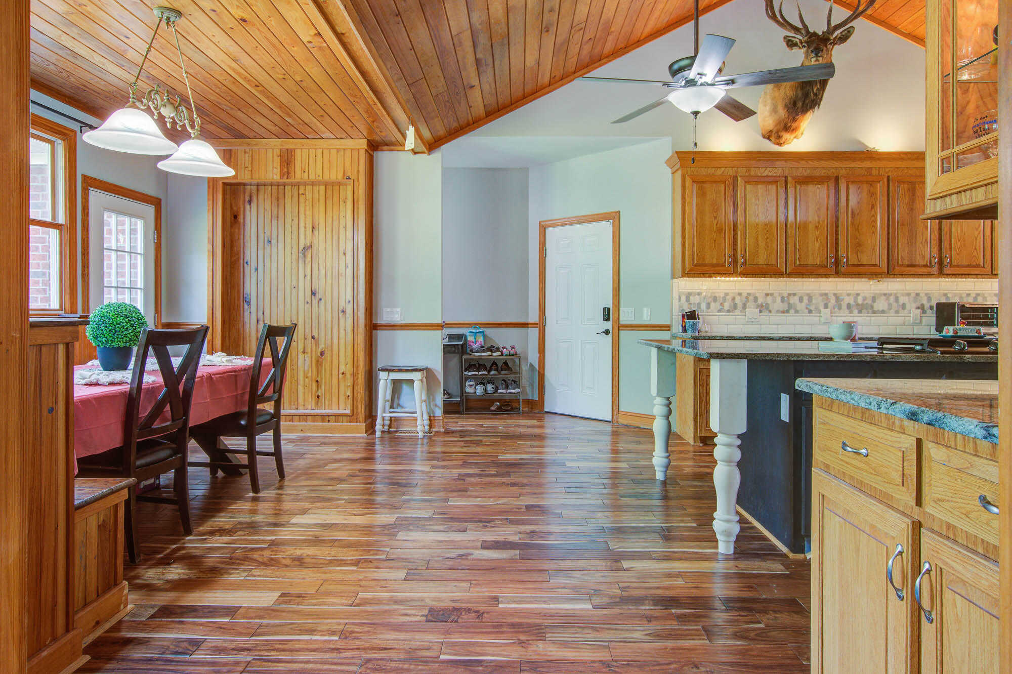 135 Brant Acres Lane Bonneau, SC 29431 - Photo 13 of 50 Kitchen has Eat in Area
