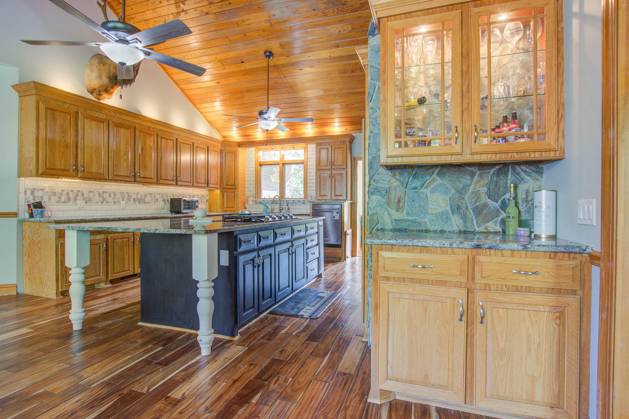 135 Brant Acres Lane Bonneau, SC 29431 - Photo 17 of 50 Bar area