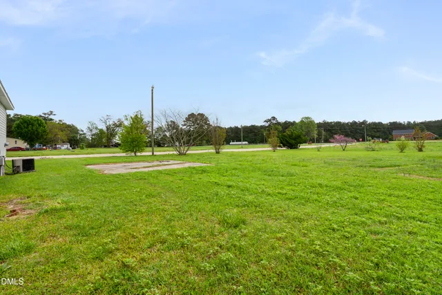 $197,900 | 2048 Town Crier Road, Kinston, NC 28504
