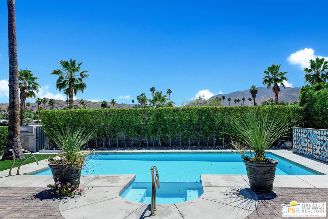 830 North Riverside Drive Palm Springs, CA 92264 - Photo 2 of 45