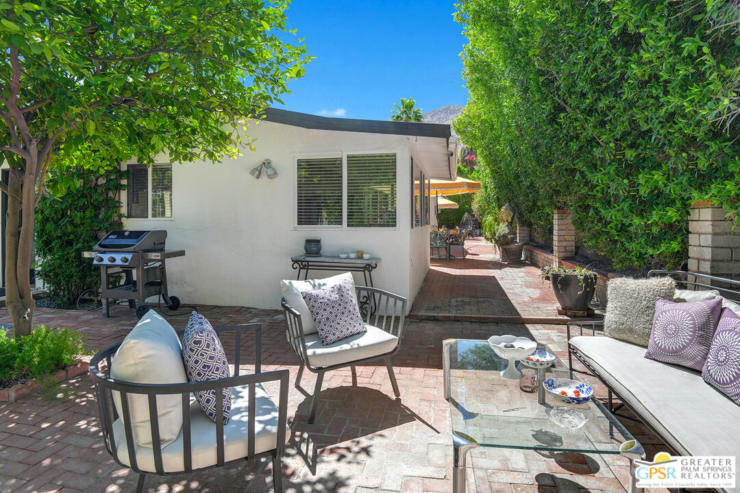 830 North Riverside Drive Palm Springs, CA 92264 - Photo 29 of 45