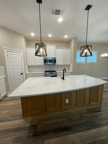 $2,800 | 18607 Courteous Way, Cypress, TX 77433