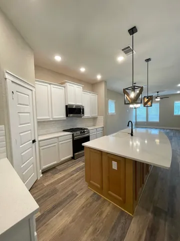 $2,800 | 18607 Courteous Way, Cypress, TX 77433