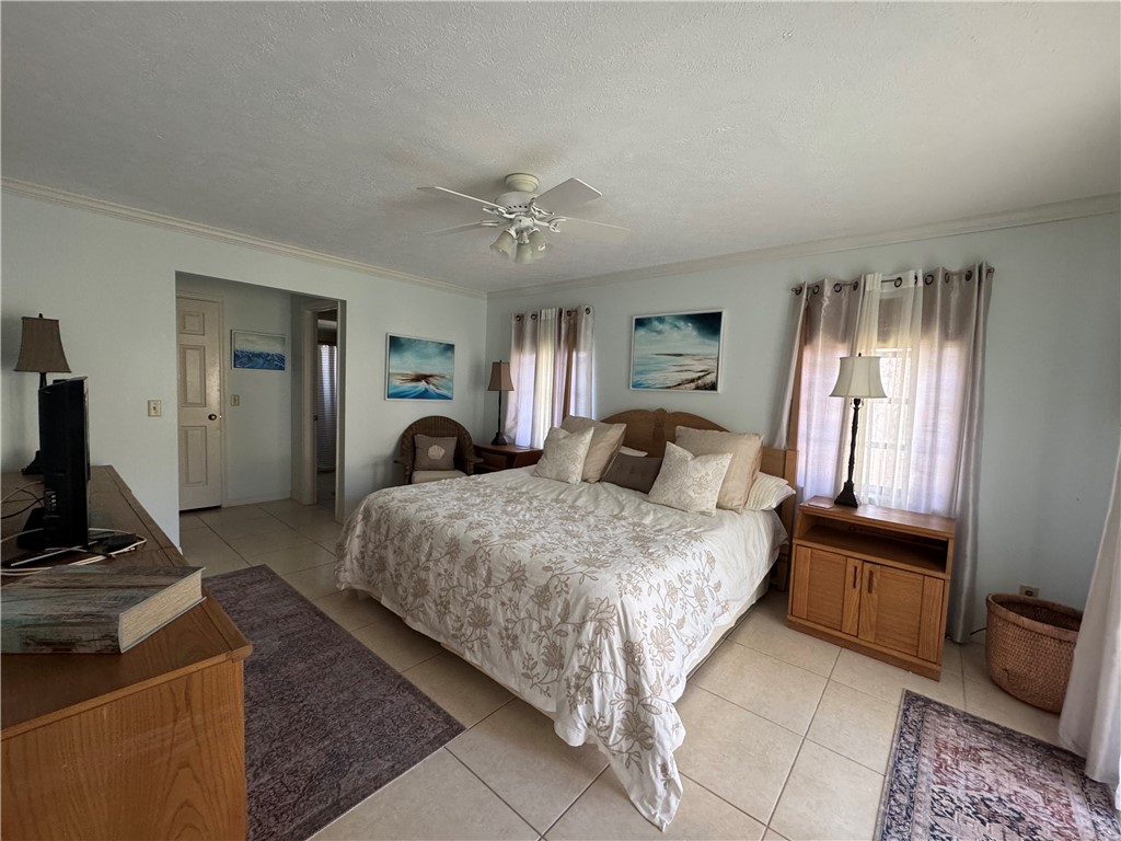 1946 Surfside Terrace Vero Beach, FL 32963 - Photo 20 of 36