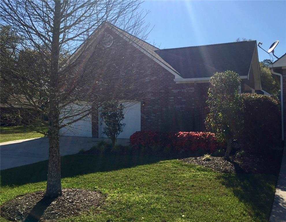 23735 Monarch Point Springfield, LA 70462 - Photo 2 of 25