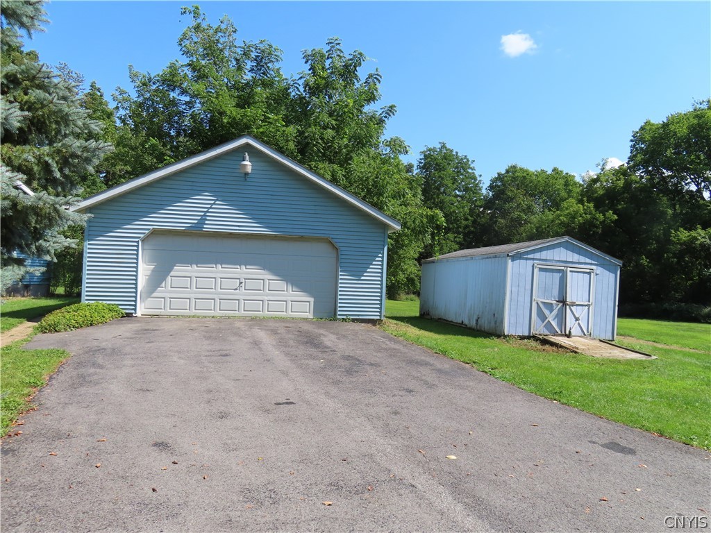 4886 Shepard Road Marcellus, NY 13108 - Photo 4 of 41 Garage
