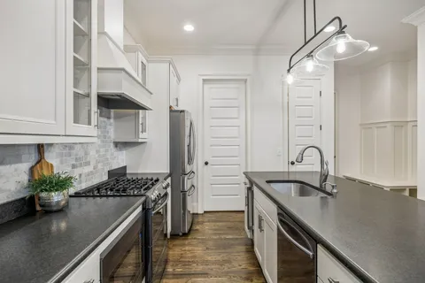 $1,249,000 | 2803 A White Oak Drive, Nashville, TN 37215