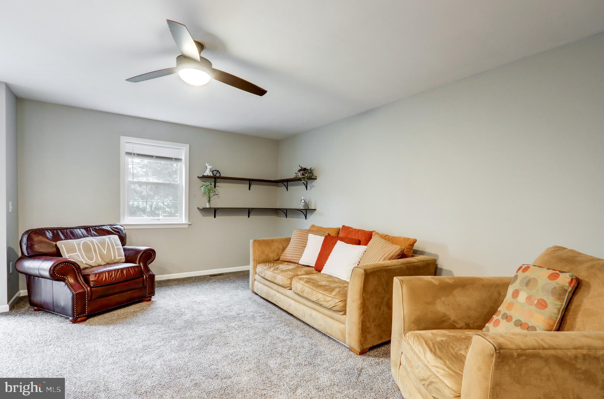 769 Keller Drive Lititz, PA 17543 - Photo 8 of 28 Living Room