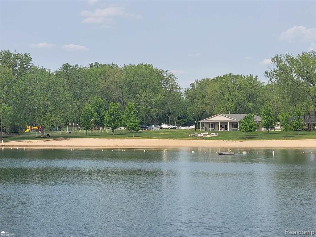 10001 Goodall Road, Unit 404 Durand, MI 48429 - Photo 42 of 50