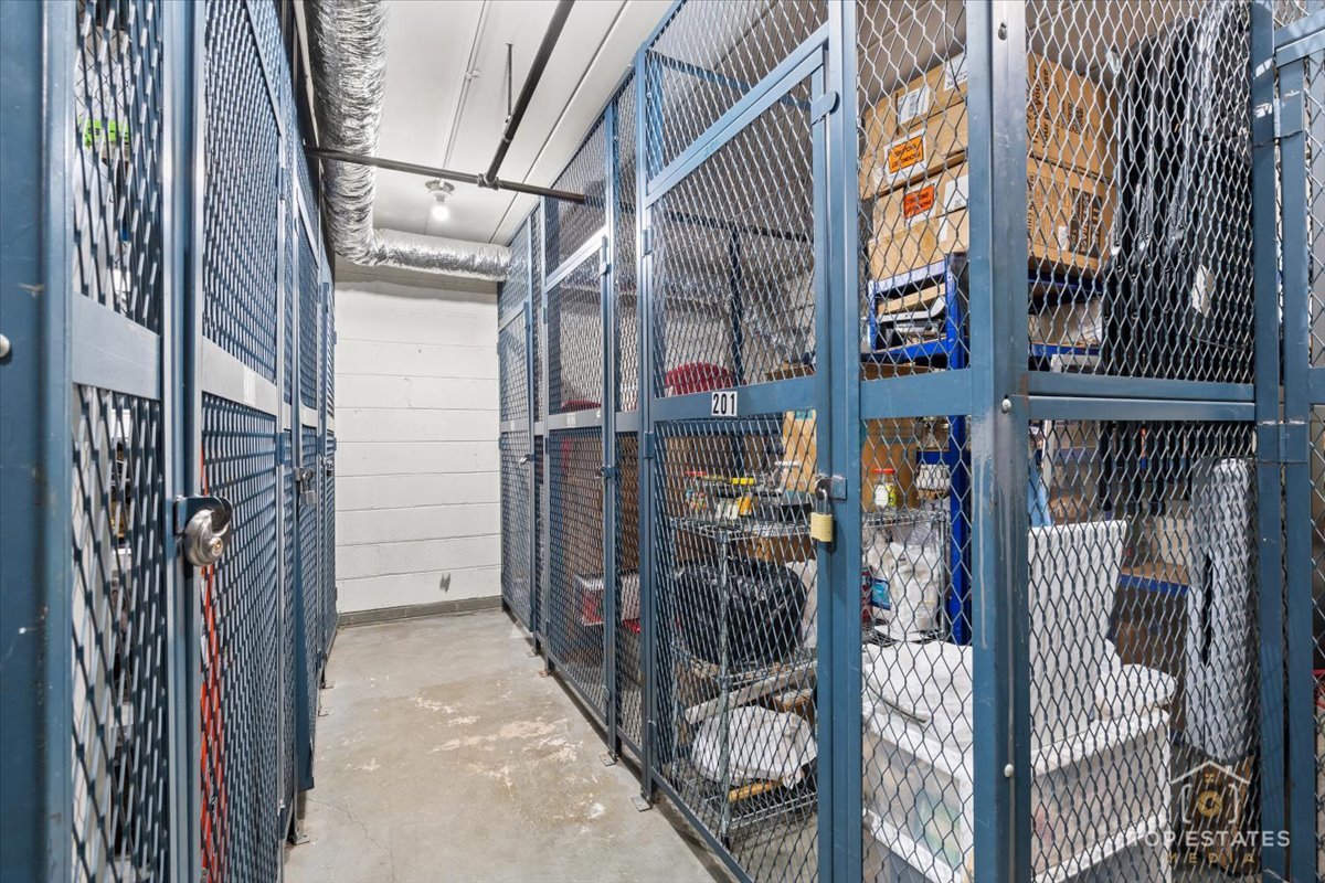 1227 South Old Wilke Road, Unit 201 Rolling Meadows, IL 60005 - Photo 29 of 40 a view of a pathway along a building