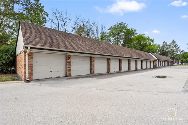 $275,000 | 1227 South Old Wilke Road, Unit 201, Rolling Meadows, IL 60005