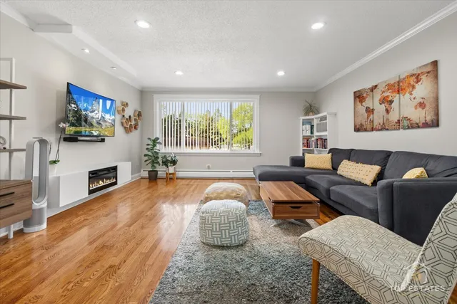 $275,000 | 1227 South Old Wilke Road, Unit 201, Rolling Meadows, IL 60005