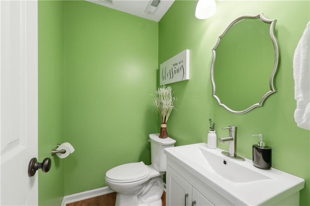 205 Pacific Court Raymore, MO 64083 - Photo 24 of 31