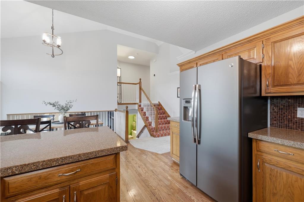 205 Pacific Court Raymore, MO 64083 - Photo 9 of 31