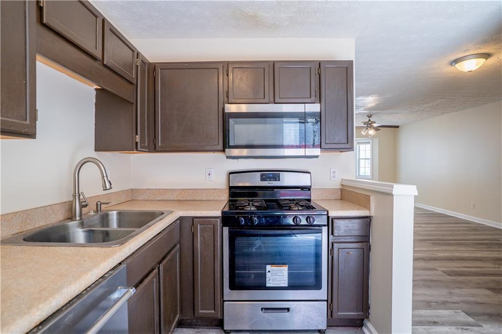 6366 Jasper Court Tucker, GA 30084 - Photo 3 of 14