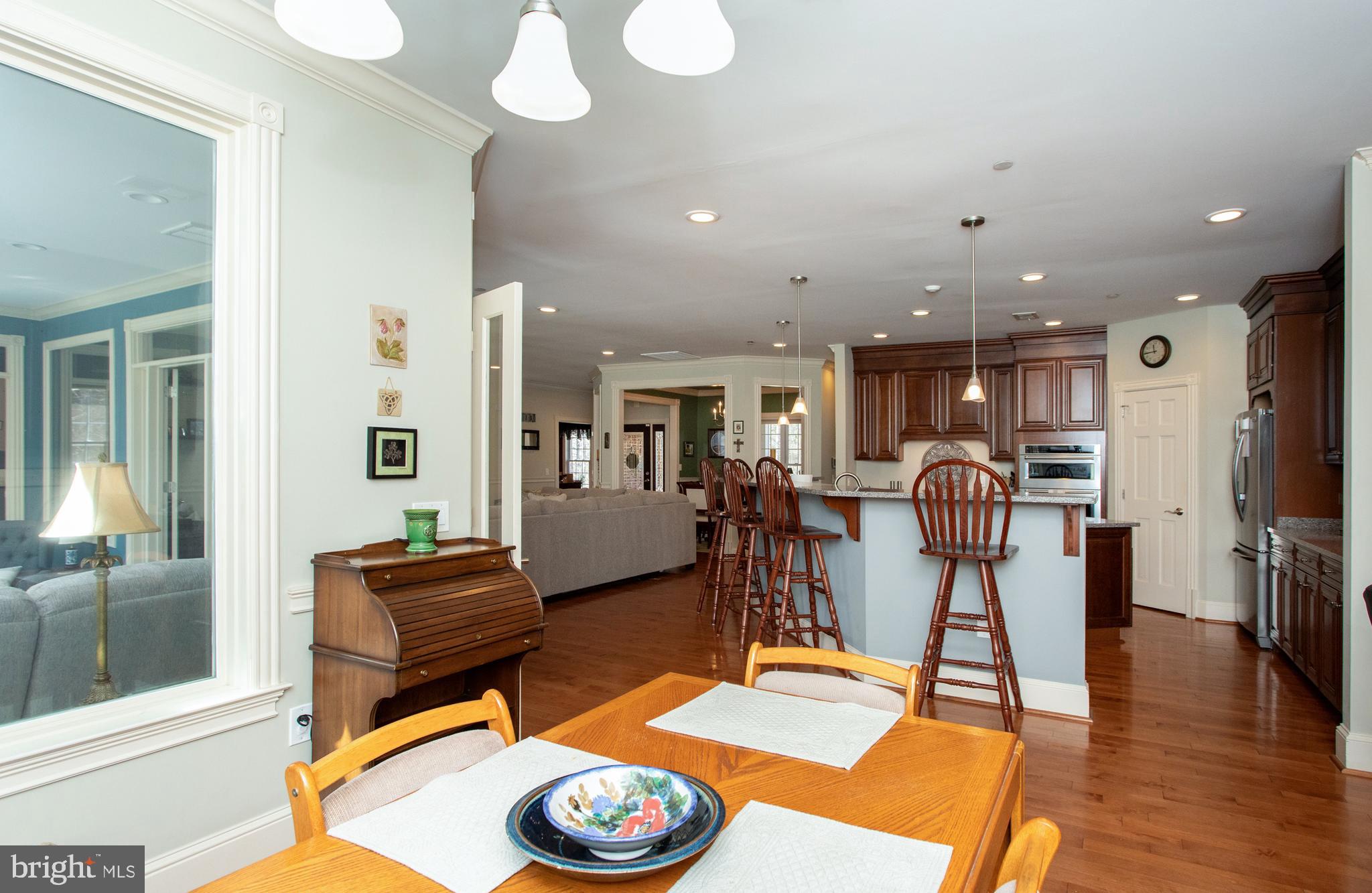 6901 Accokeek Road Brandywine, MD 20613 - Photo 29 of 82 Breakfast nook looking into kitchen