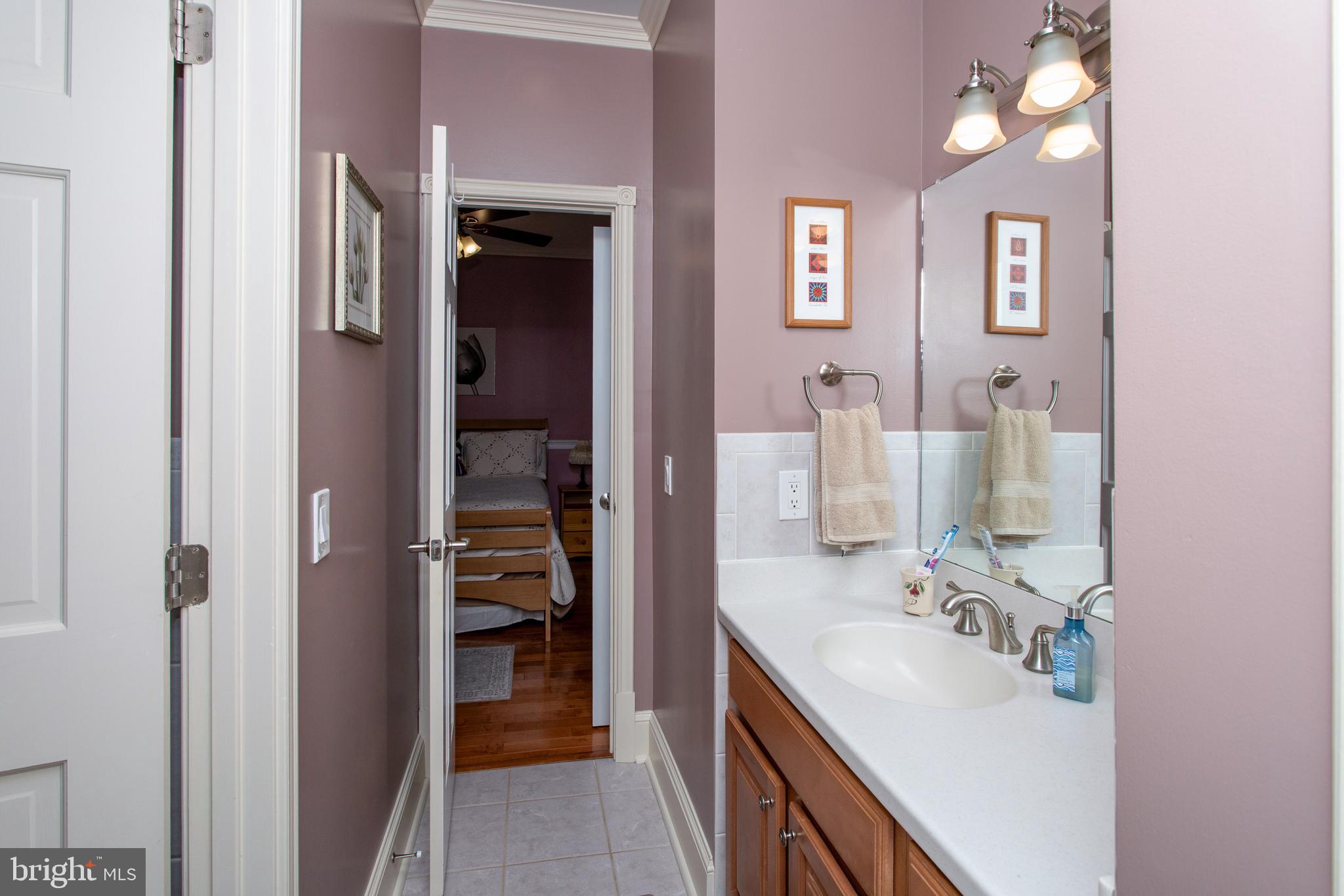 6901 Accokeek Road Brandywine, MD 20613 - Photo 47 of 82 Jack and jill bath