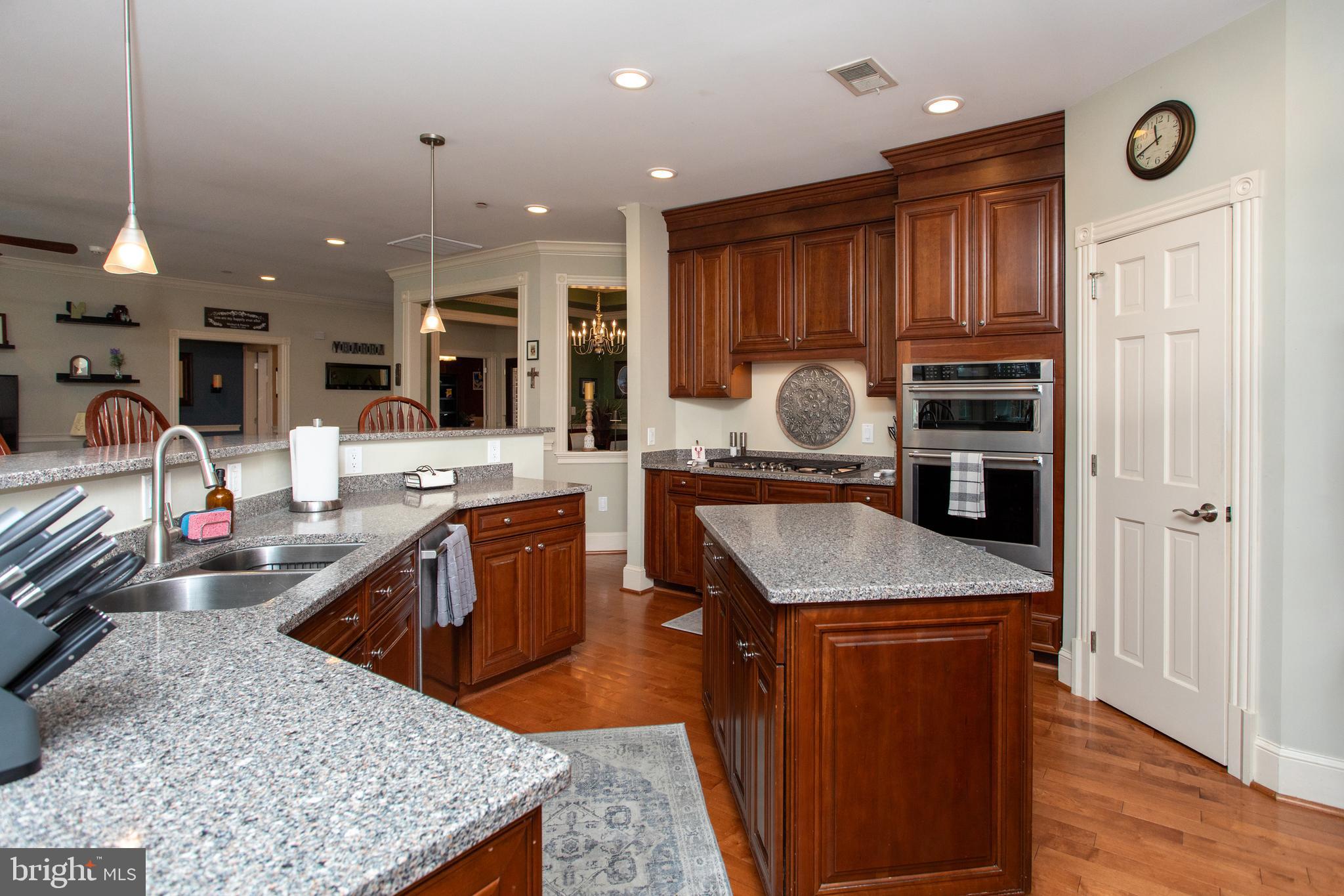 6901 Accokeek Road Brandywine, MD 20613 - Photo 6 of 82 Chef's dream kitchen