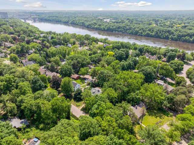 $550,000 | 317 South Stonebridge Boulevard, St. Paul, MN 55105