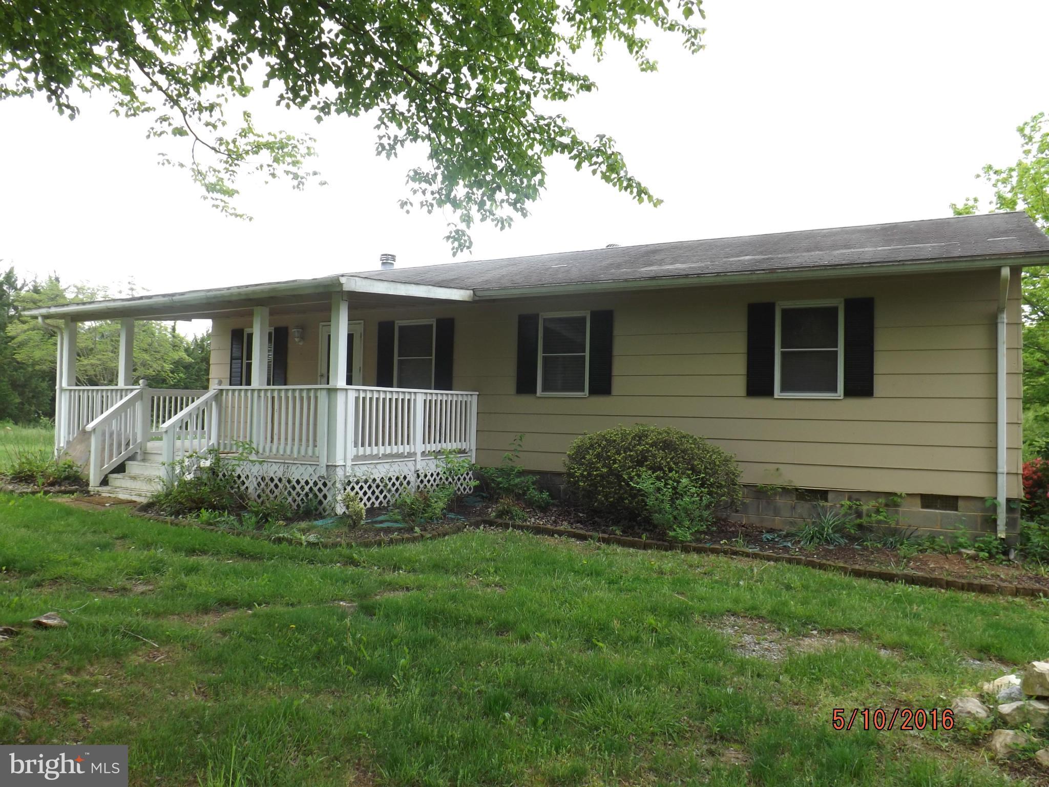 84 Blue Mountain Road Front Royal, VA 22630 - Photo 2 of 19 Exterior (Front)
