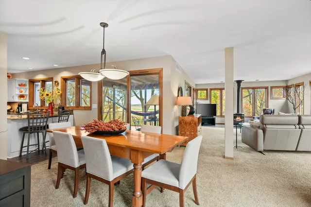 $724,900 | 4992 Sunrise Ridge Trail, Middleton, WI 53562